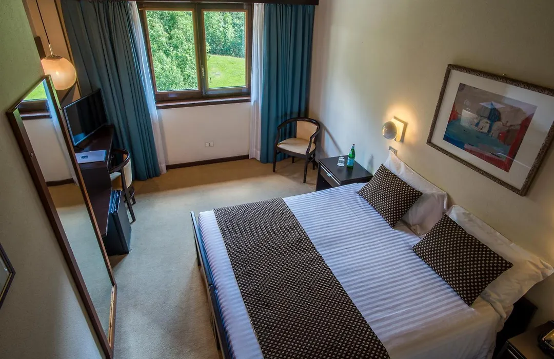 Hotel Mirella-1